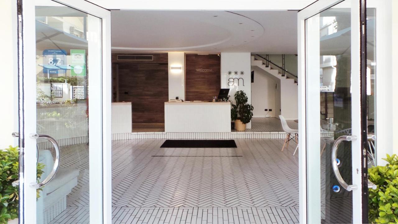 Hotel Aria Di Mare - Bed & Brunch In Centro A Ричоне Екстериор снимка